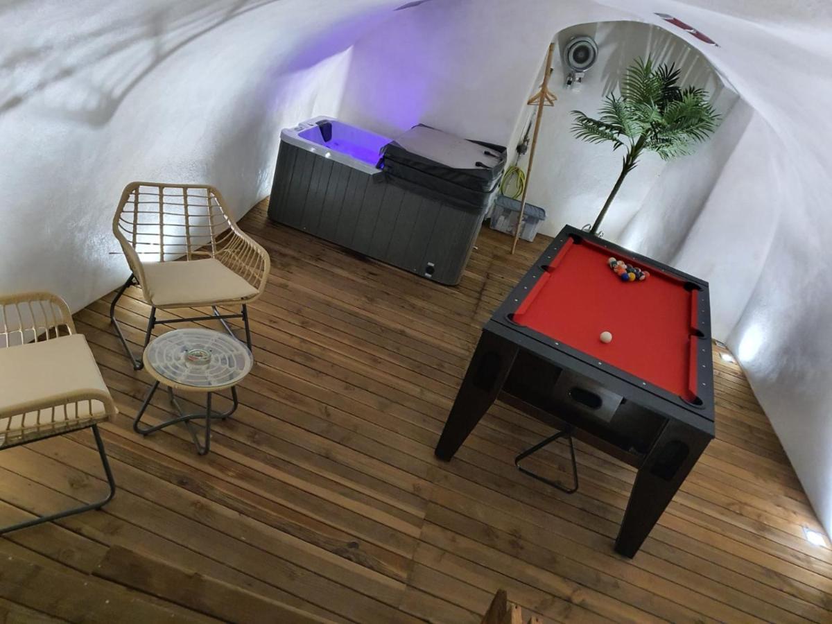 Le Menhir 2 Jacuzzi Spa Terasse Barbecue La Roche-Blanche  Exterior photo